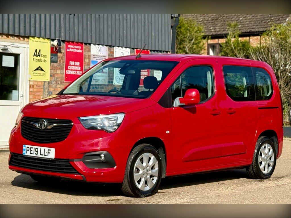 Vauxhall Combo Life 1.2 Turbo Energy Euro 6 Ss PE19LLF Red #3