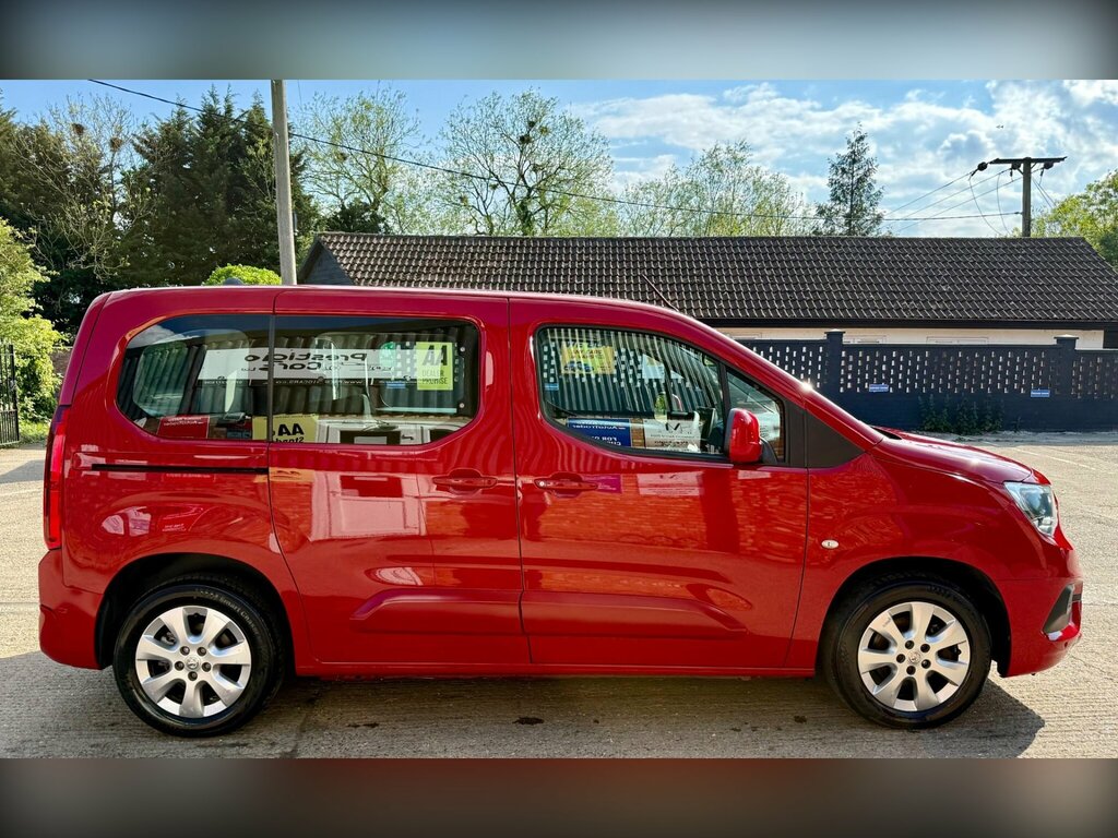 Vauxhall Combo Life 1.2 Turbo Energy Euro 6 Ss PE19LLF Red #6