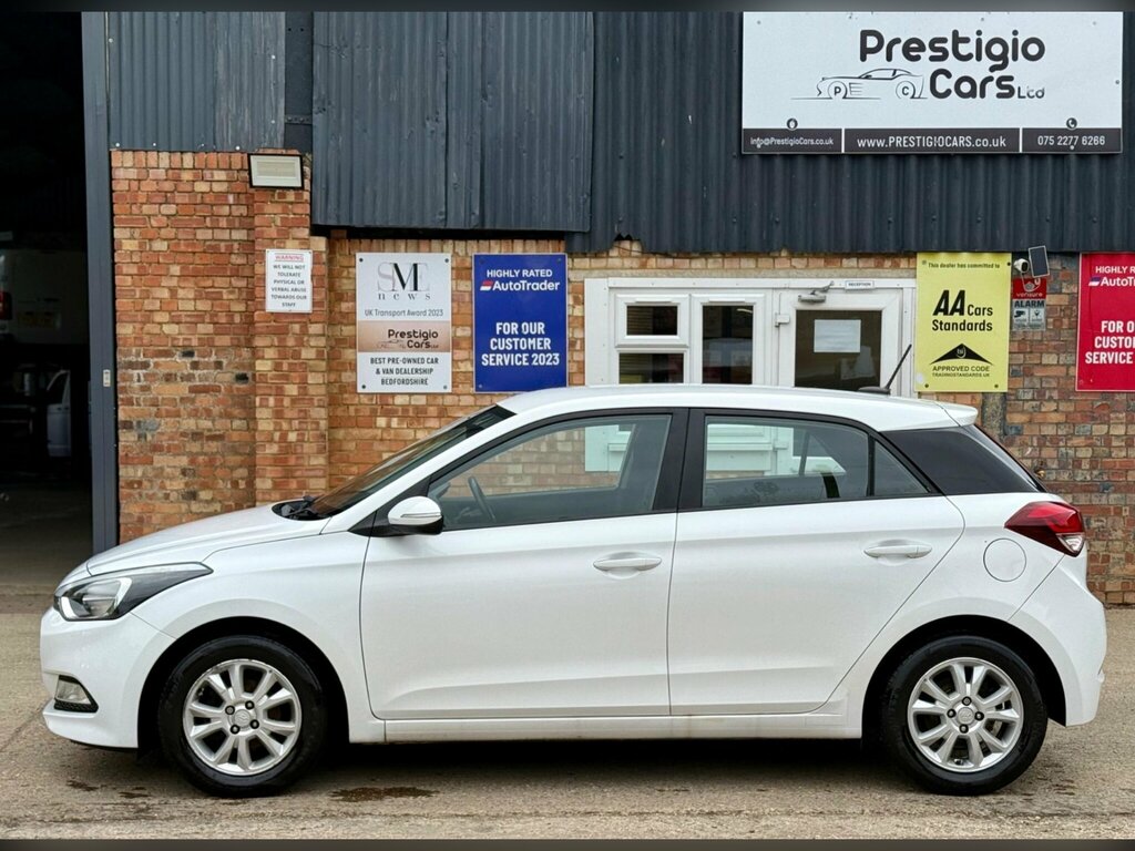 Hyundai I20 1.2 Se Euro 6 ET17XWH White #4