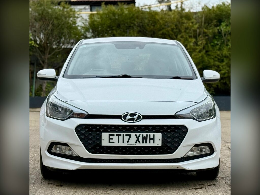 Hyundai I20 1.2 Se Euro 6 ET17XWH White #2