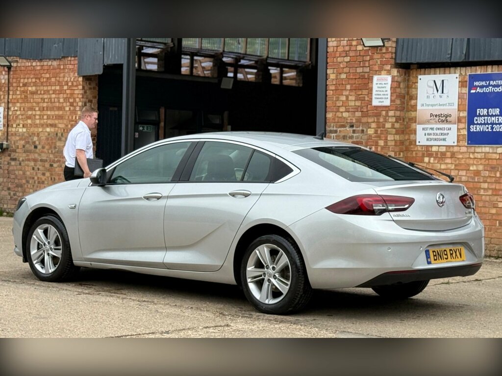 Vauxhall Insignia 1.6 Turbo D Ecotec Tech Line Nav Grand Sport Euro BN19RXV Silver #5