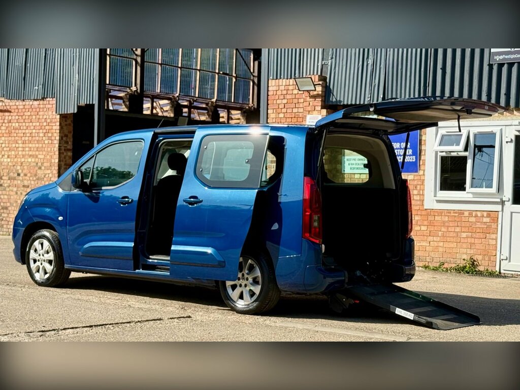 Vauxhall Combo Life 1.2 Turbo Energy XL Mpv Euro 6 Ss Blue #2