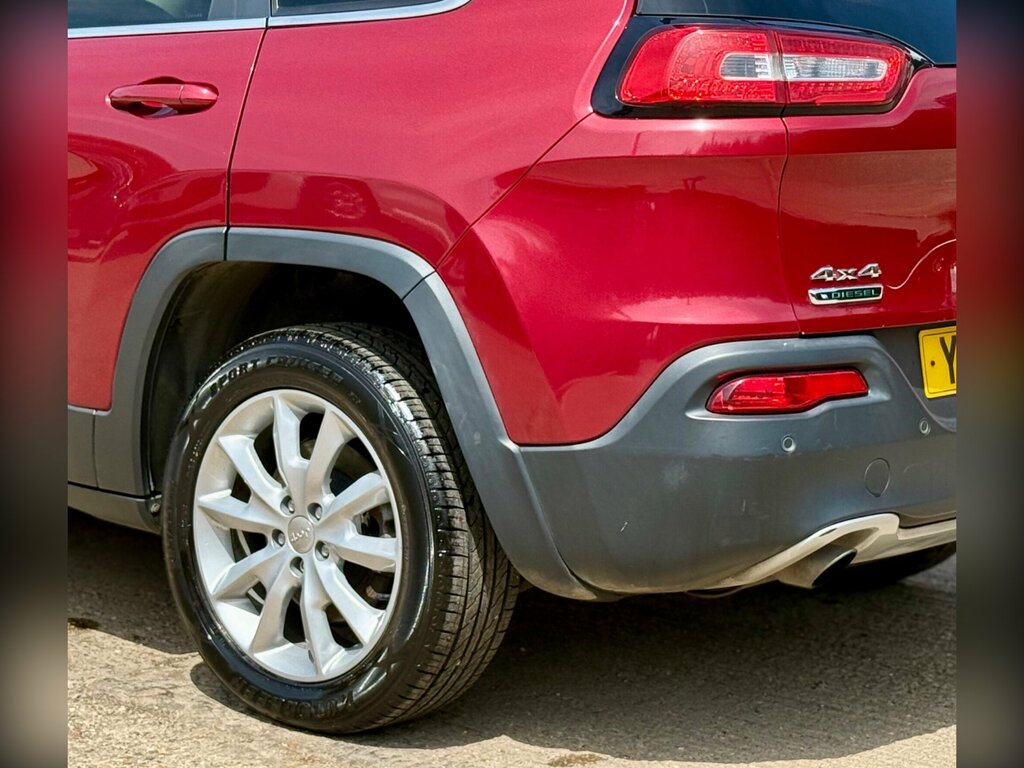 Jeep Cherokee Jeep Cherokee 2.0 Crd Limited Suv Red #29