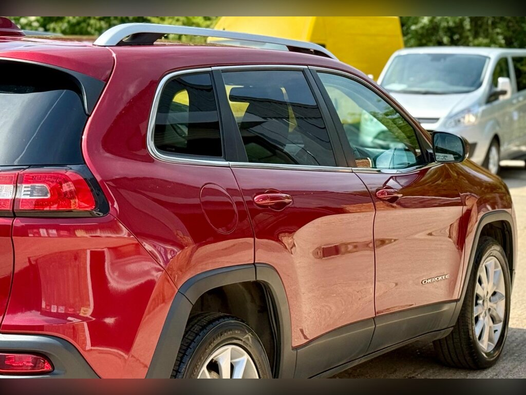 Jeep Cherokee Jeep Cherokee 2.0 Crd Limited Suv Red #33