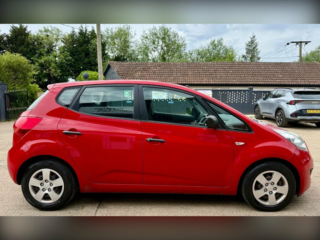 Kia Venga 1.4 1 Euro 5 Red #4