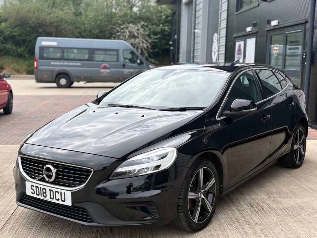 Volvo V40 2.0 D2 R-design Nav Plus Euro 6 S S SD18DCU Black #3