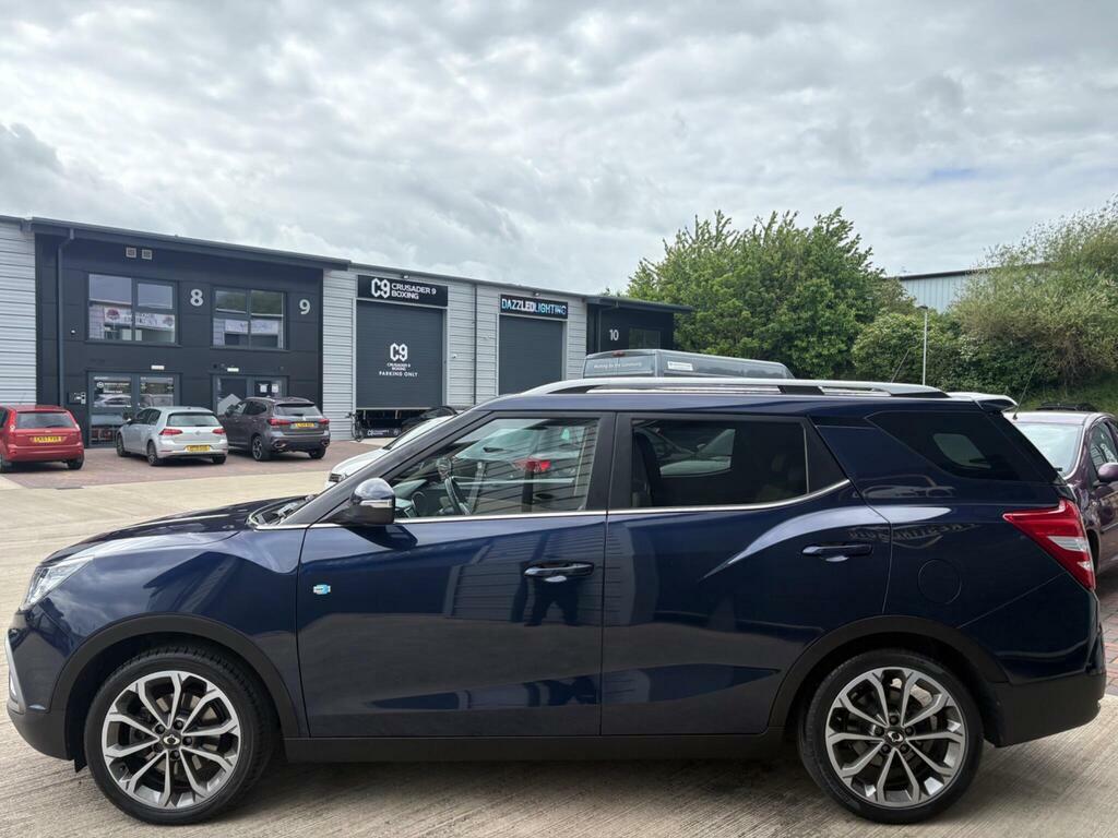 SsangYong Tivoli XLV 1.6D Ultimate Euro 6 Blue #4