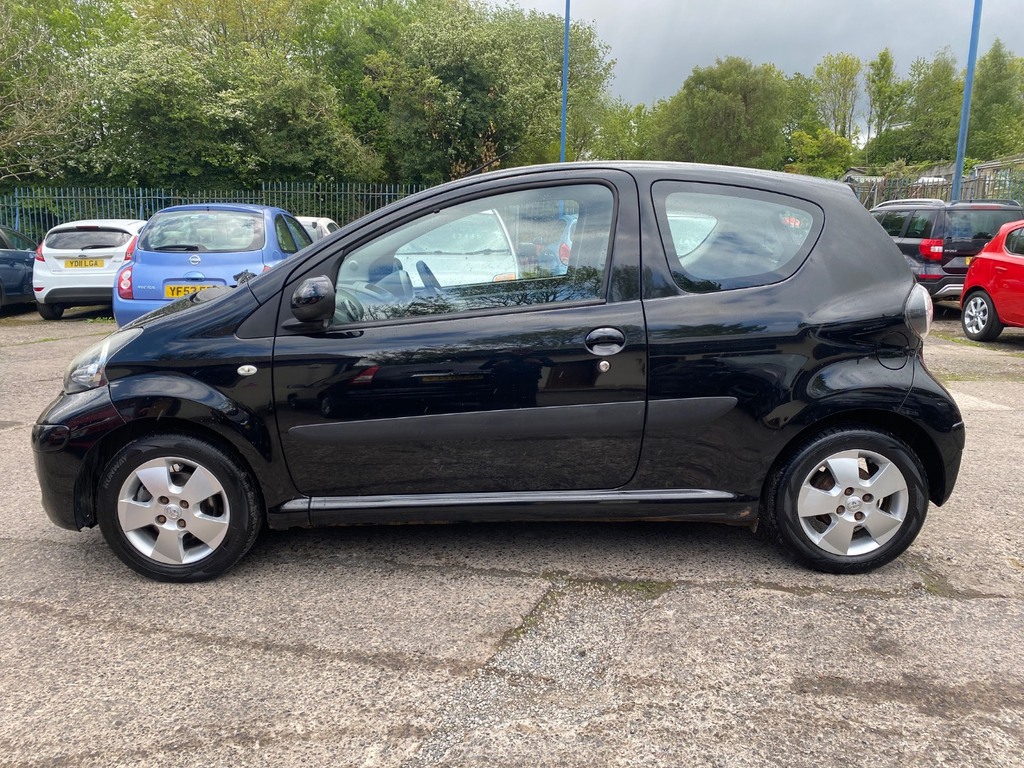 Toyota Aygo 1.0 Vvt-i Black 2010 SY10YKF Black #6