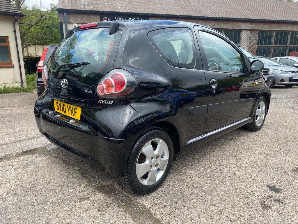 Toyota Aygo 1.0 Vvt-i Black 2010 SY10YKF Black #3