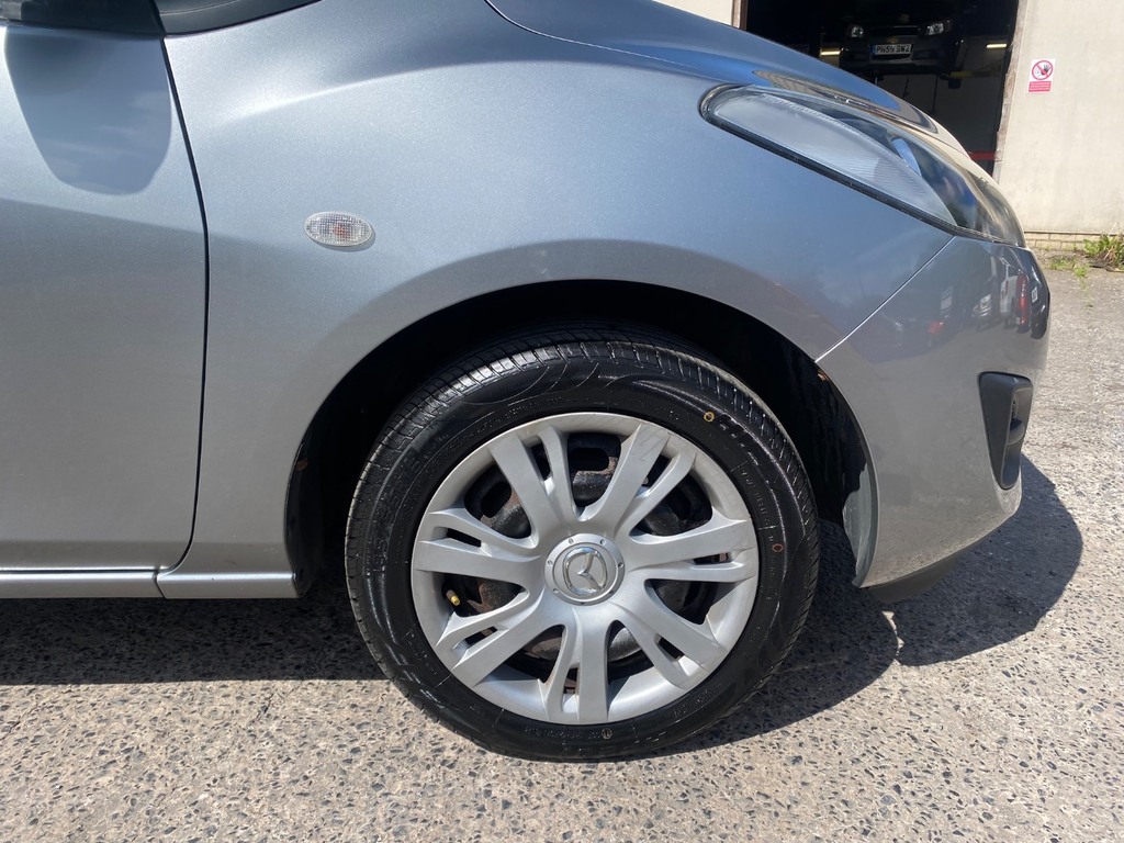 Mazda 2 1.3 Ts Silver