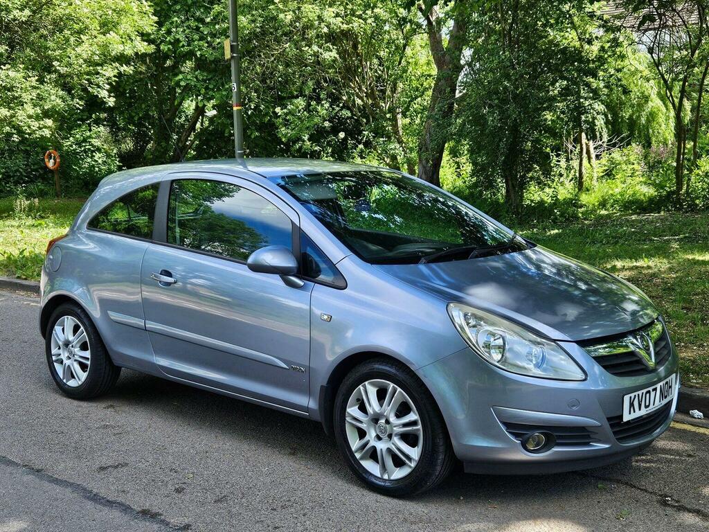 Vauxhall Corsa Hatchback 1.2I 16V Design Ac 200707 KV07NOH Silver #4