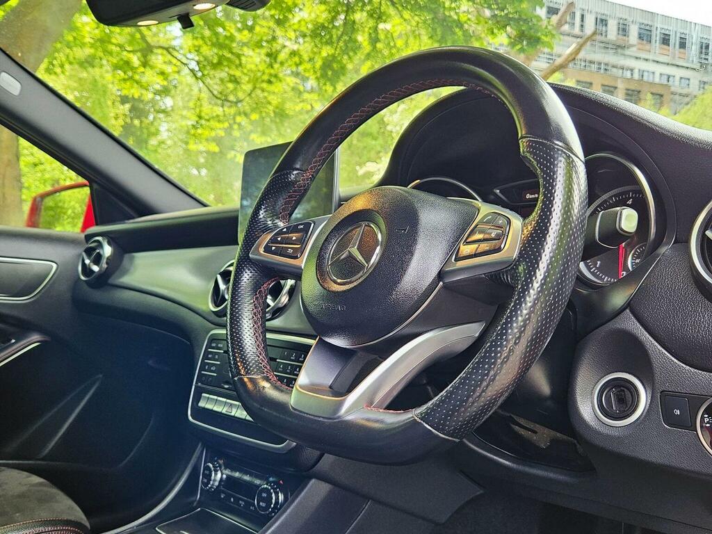 Mercedes-Benz GLA Class Suv 2.1 Gla200d Amg Line 7G-dct Euro 6 Ss GU68EMX Red #2