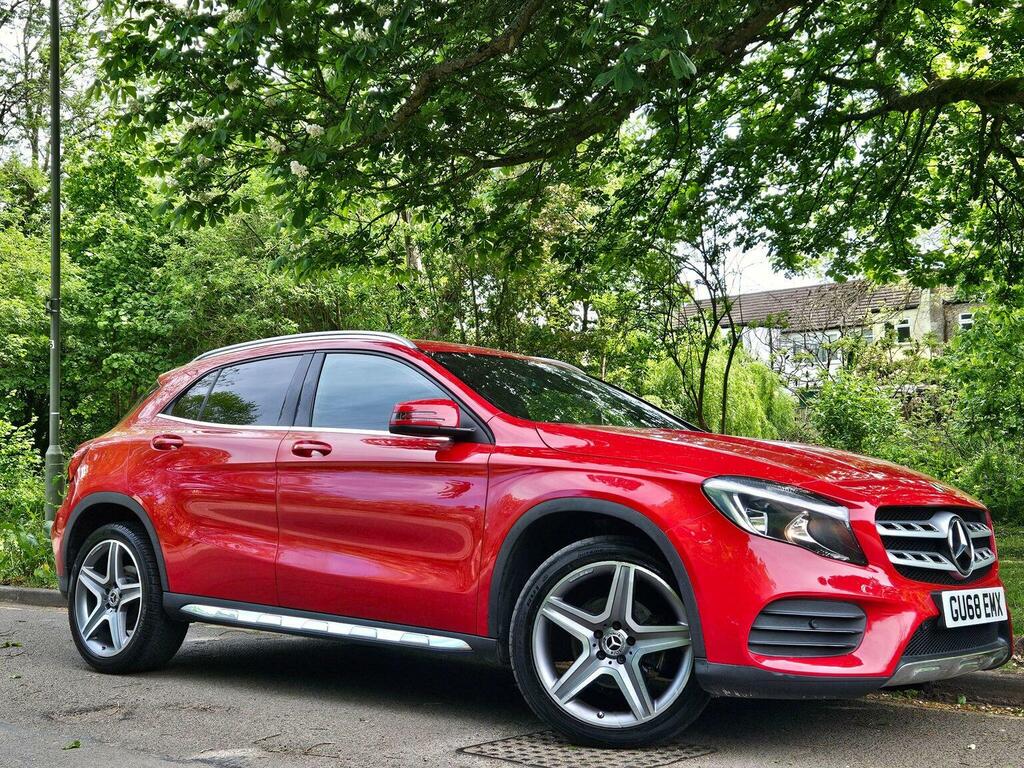 Mercedes-Benz GLA Class Suv 2.1 Gla200d Amg Line 7G-dct Euro 6 Ss Red