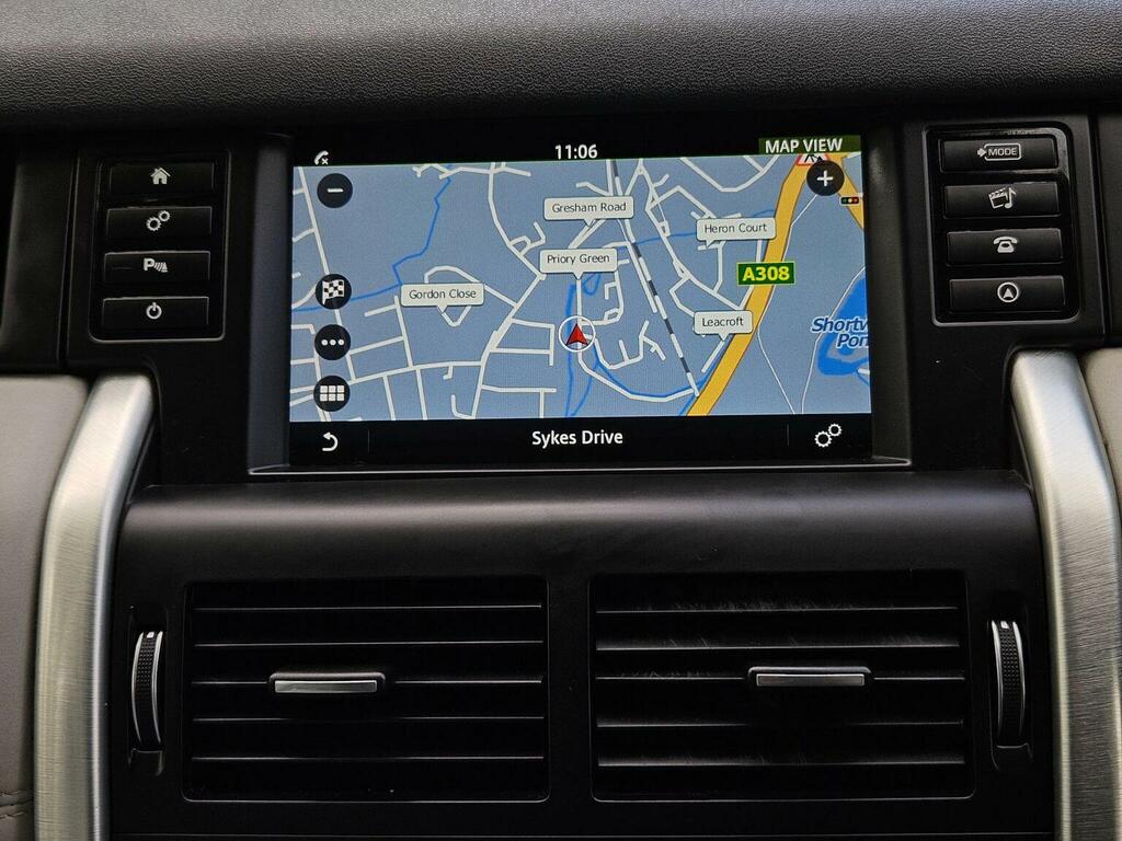 Land Rover Discovery Sport Suv 2.0 Td4 Se Tech 4Wd Euro 6 Ss 201666 YO66MKX White #3