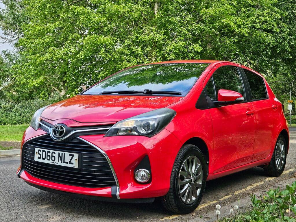 Toyota Yaris Hatchback 1.33 Dual Vvt-i Icon Euro 6 Safety SD66NLZ Red #6