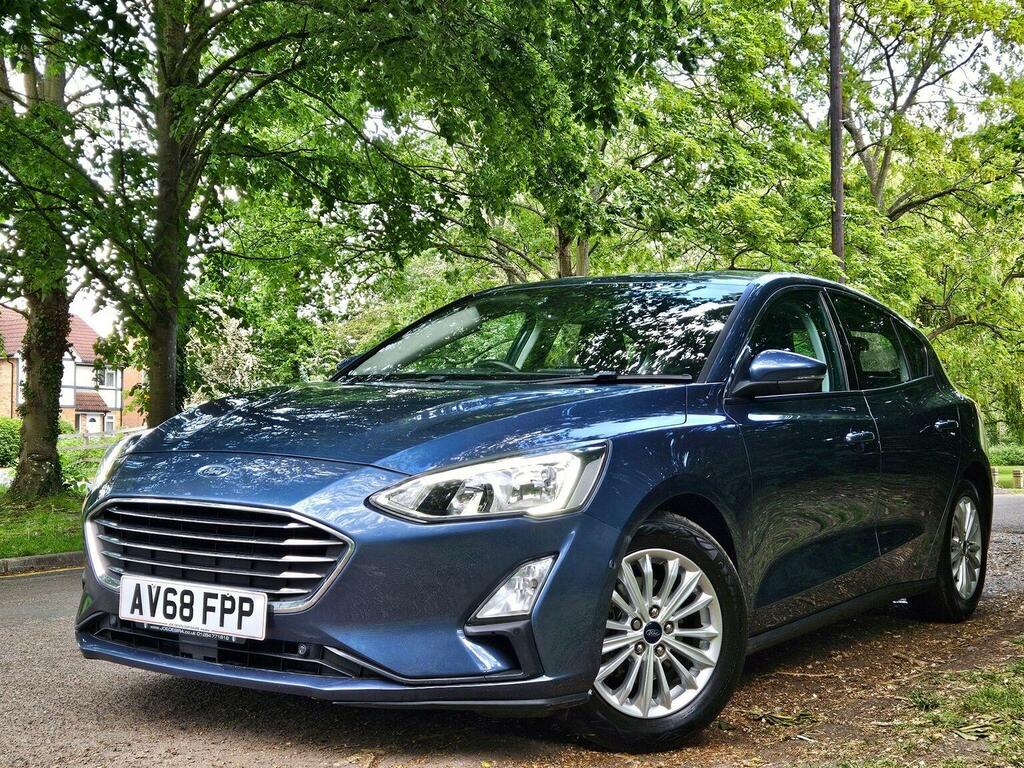 Ford Focus Hatchback 1.0T Ecoboost Titanium Euro 6 Ss AV68FPP Blue #5