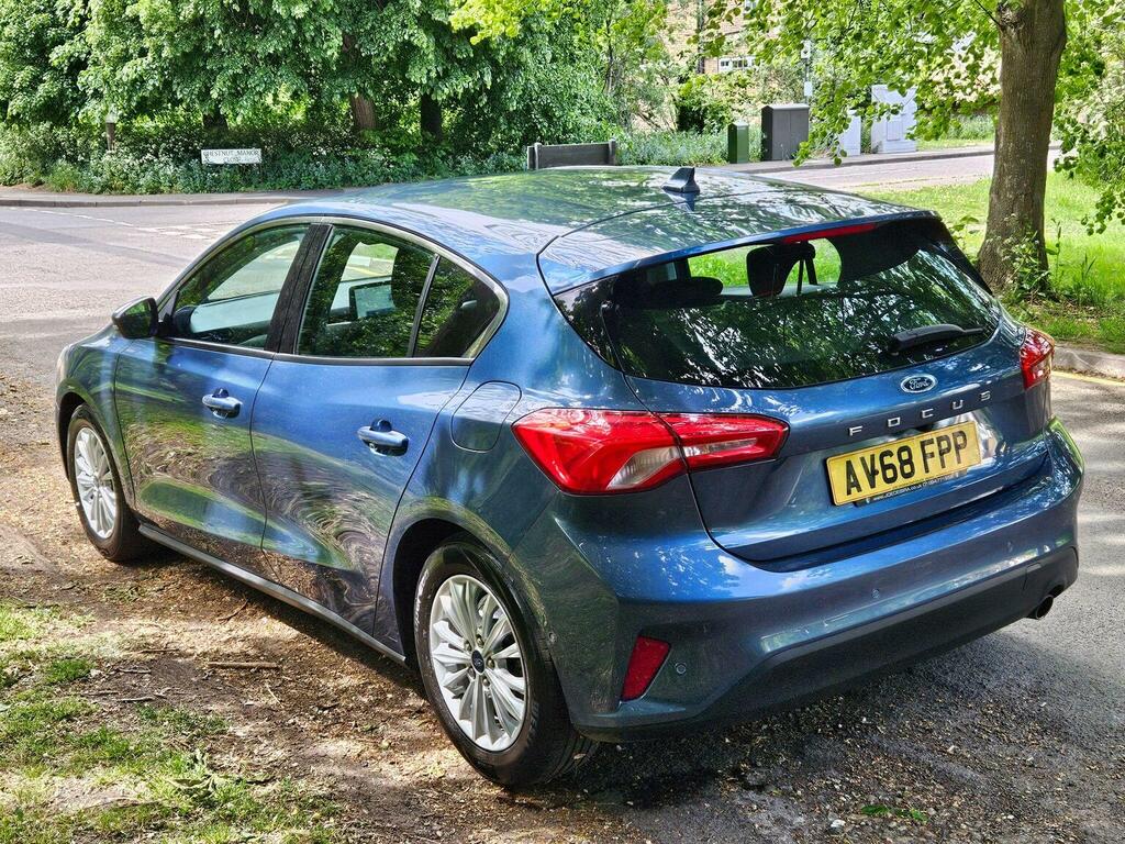 Ford Focus Hatchback 1.0T Ecoboost Titanium Euro 6 Ss AV68FPP Blue #6