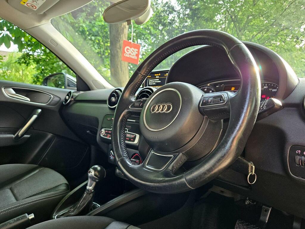 Audi A1 Hatchback 1.0 Tfsi Sport Sportback S Tronic Euro 6 EF18NNP Black #2