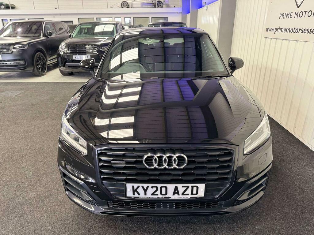 Audi Q2 Black Edition Black #6