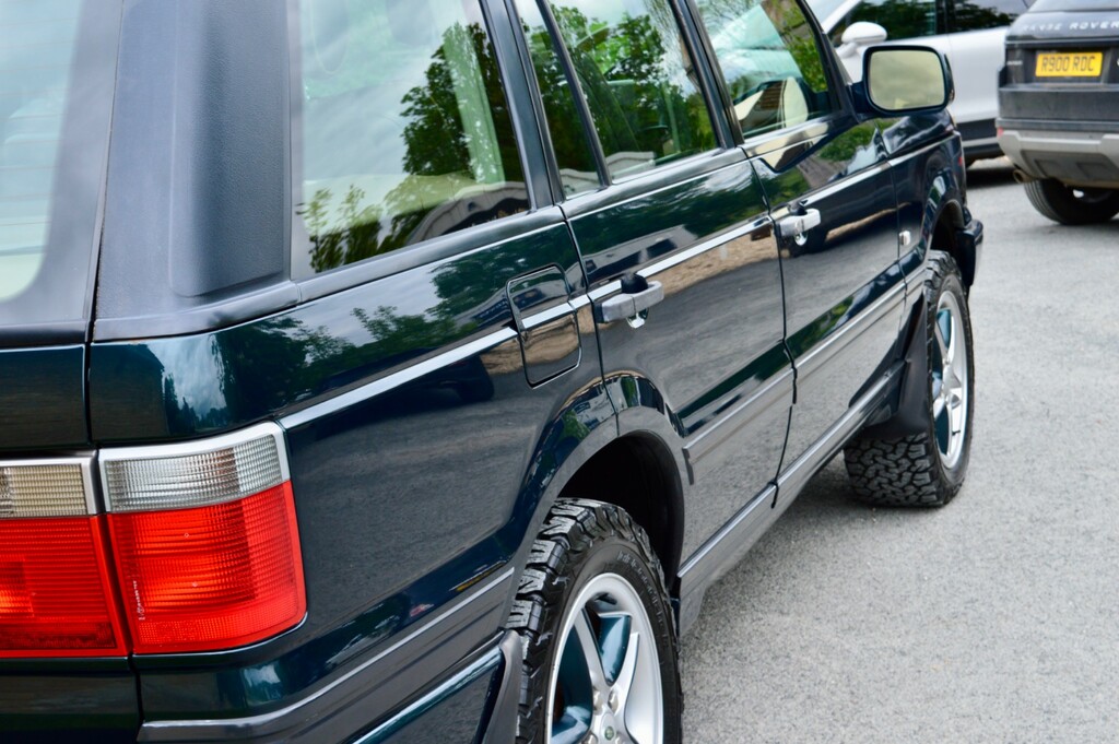 Land Rover Range Rover 4.0 V8 Bordeaux 2001 Red #14