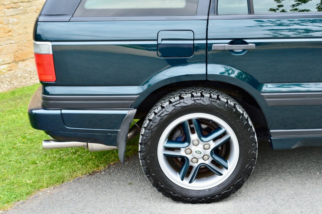 Land Rover Range Rover 4.0 V8 Bordeaux 2001 Red #46