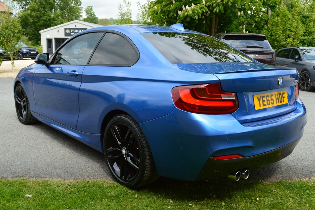 BMW 2 Series Coupe YE65HDF #4