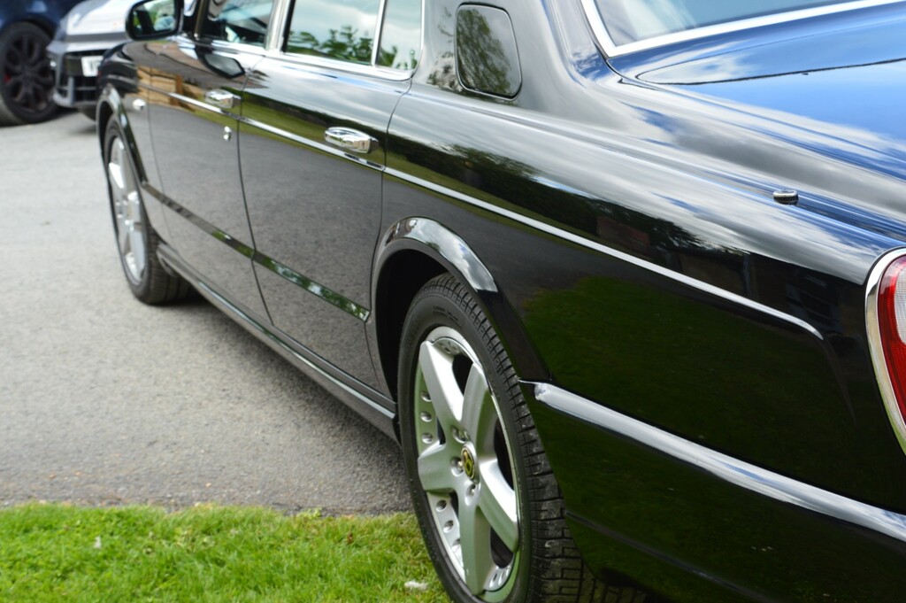 Bentley Arnage Saloon  #5