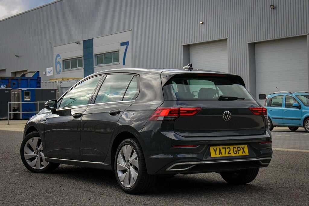 Volkswagen Golf 2.0 Tdi Style Dsg Euro 6 Ss YA72GPX  #3