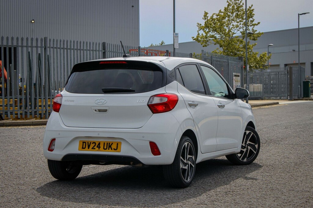 Hyundai I10 1.0 Premium Euro 6 Ss DV24UKJ #4