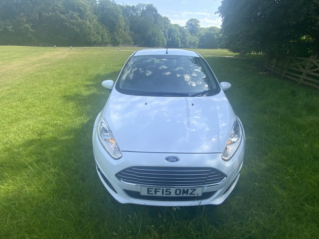 Ford Fiesta 1-0 Ecoboost Zetec Hatchback EF15OMZ White #4