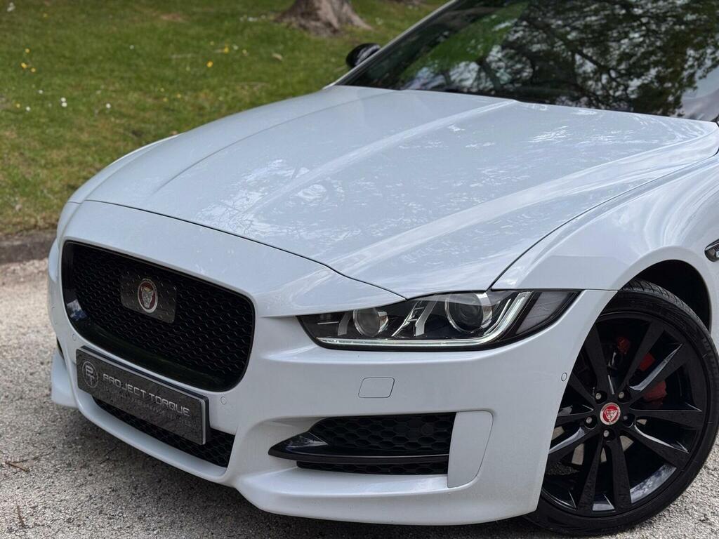 Jaguar XE 2.0D R-sport Awd Euro 6 Ss YE68DRO White #2