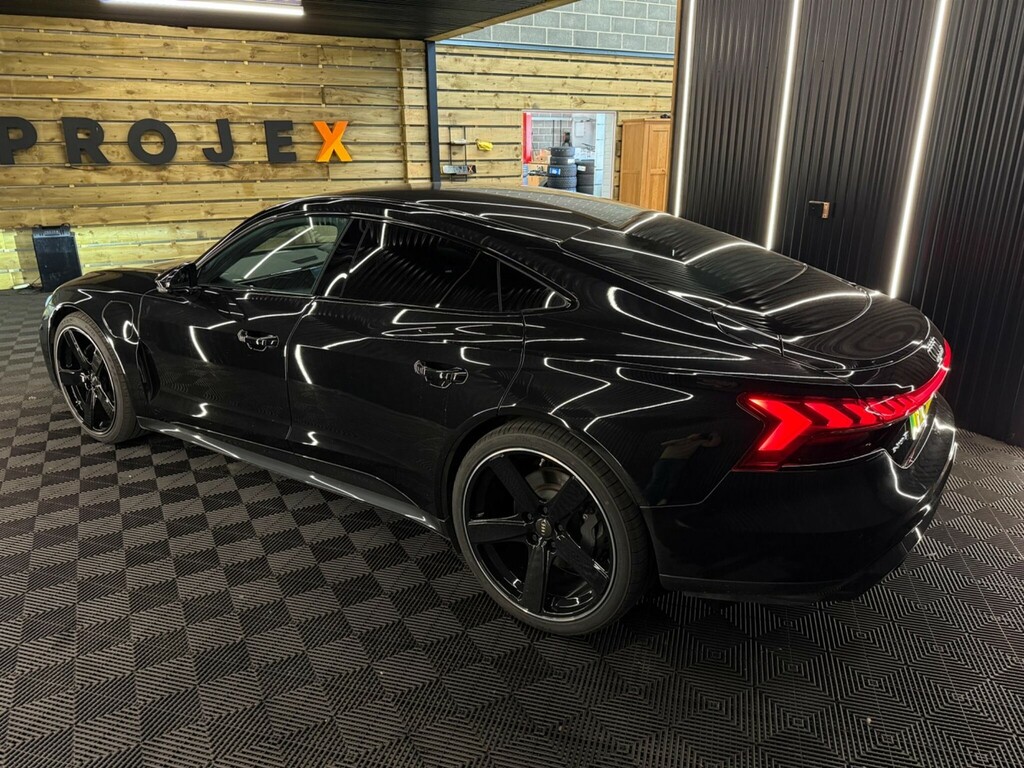 Audi E Tron GT 93.4Kwh Quattro Black #2