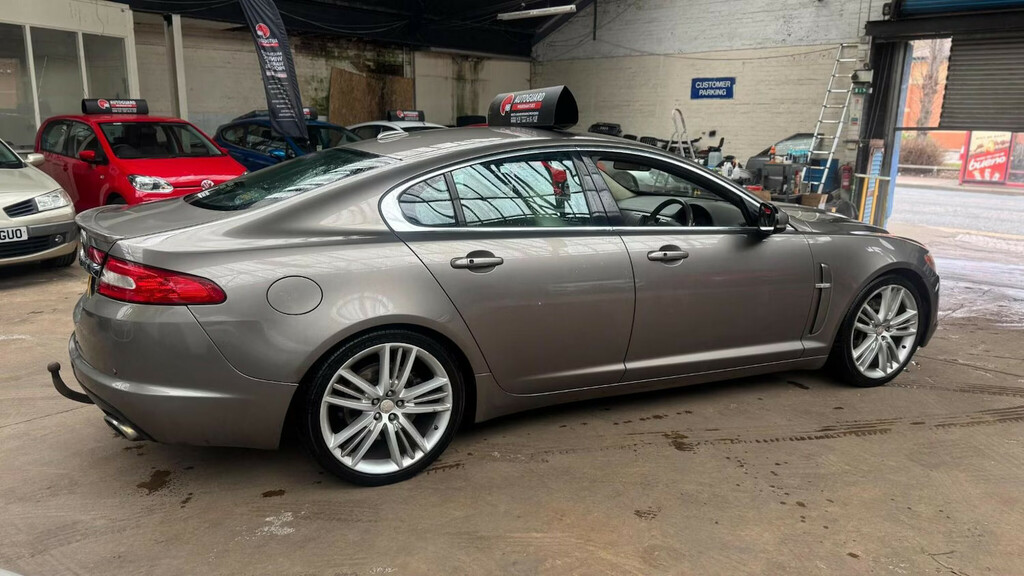 Jaguar XF 3.0D S V6 Portfolio Euro 5 Saloon WG10VLN Grey #6