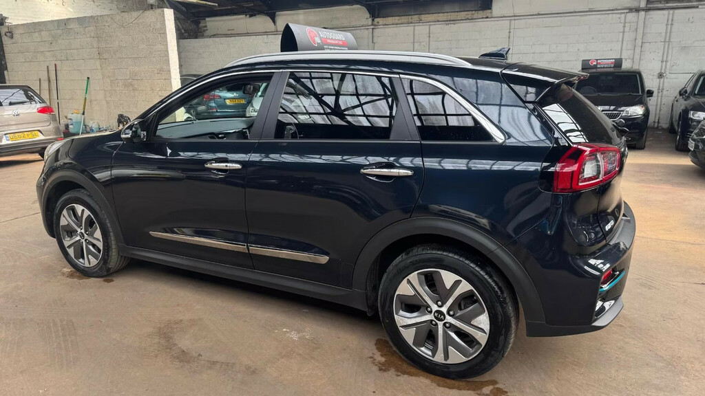 Kia e-Niro 64Kwh First Edition Suv Blue #3