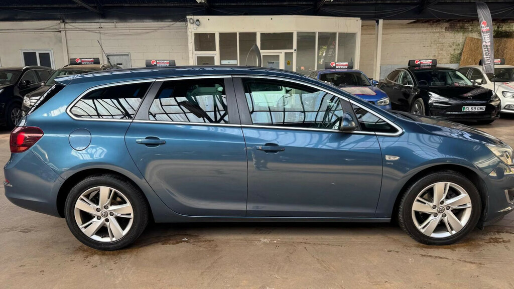 Vauxhall Astra 2.0 Cdti Sri Sports Tourer Euro 5 Estate Blue #2