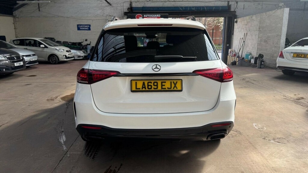 Mercedes-Benz GLE Class 2.0 Gle300d Amg Line Premium G-tronic 4Matic Eur LA69EJX White #2