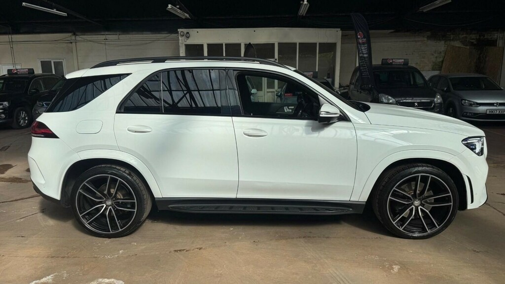 Mercedes-Benz GLE Class 2.0 Gle300d Amg Line Premium G-tronic 4Matic Eur LA69EJX White #4