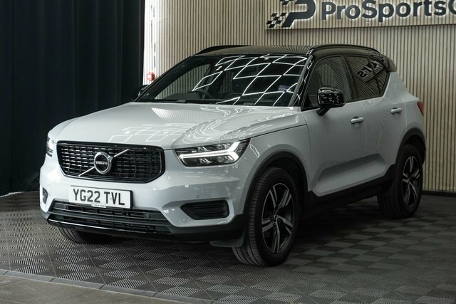 Volvo XC40 1.5 T3 R-design Suv Euro 6 S S YG22TVL Silver #3