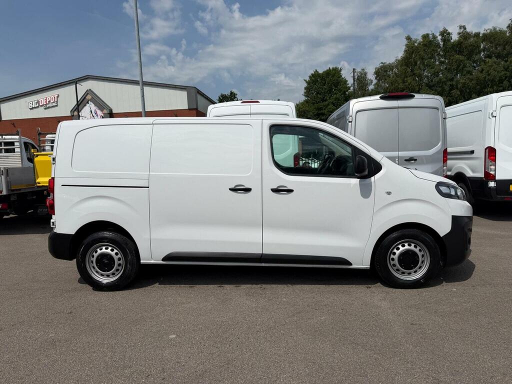 Citroen Dispatch Panel Van 1.5 Bluehdi 1000 Enterprise Edition M Fw KW73UCO White #4