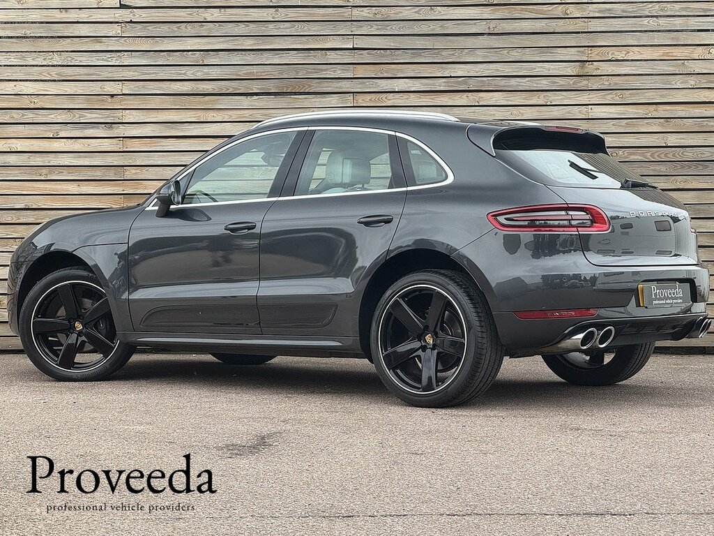 Porsche Macan 201666 T Top Spec Sport Design Pack EN66GYZ Grey #3
