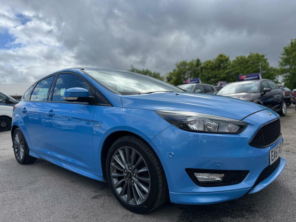 Ford Focus 1.5T Ecoboost St-line Hatchback Blue #2