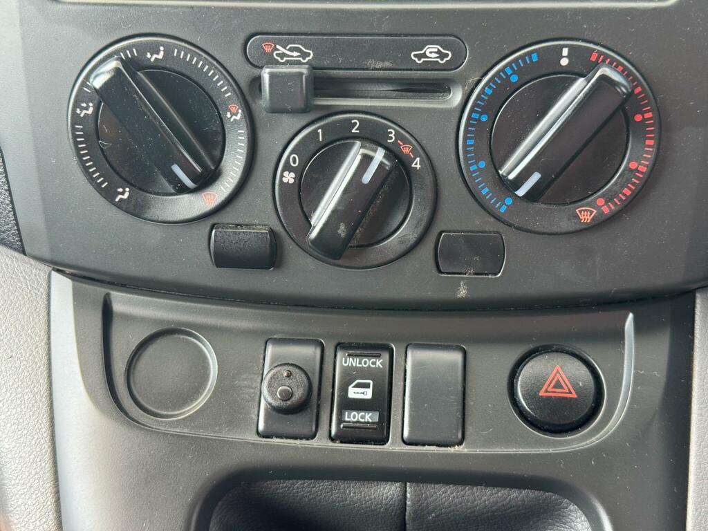 Nissan NV200 0.0 E Acenta Combi 7 Seat Rapid Plus 109 Bhp White #51