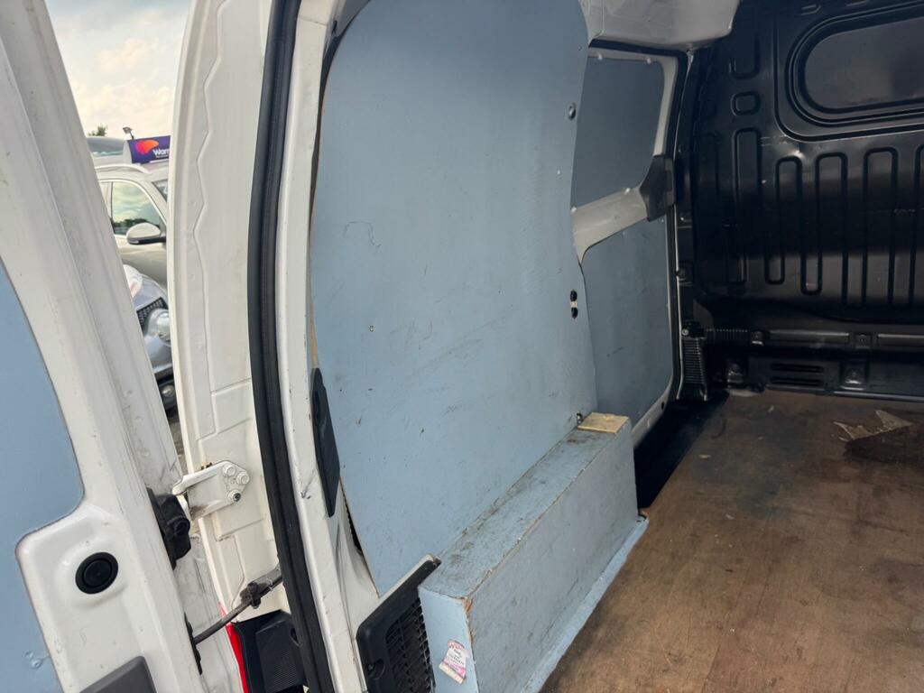 Nissan NV200 0.0 E Acenta Combi 7 Seat Rapid Plus 109 Bhp White #26
