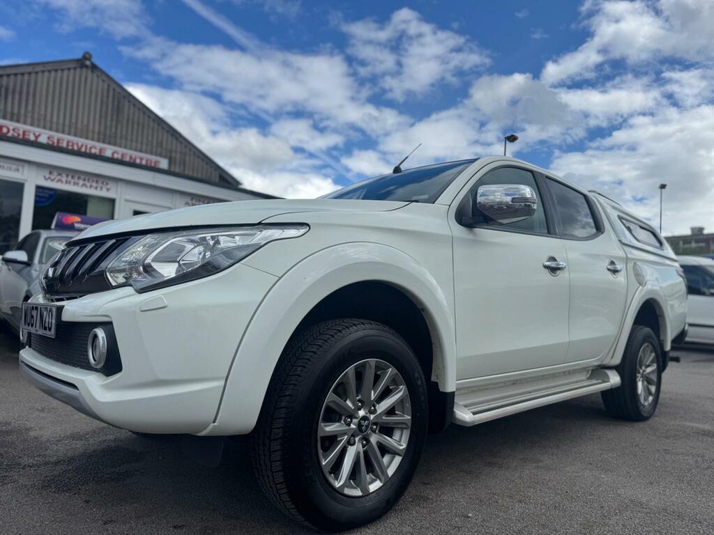 Mitsubishi L200 2.4 Di-d Dc Barbarian 4Wd Euro 6 White