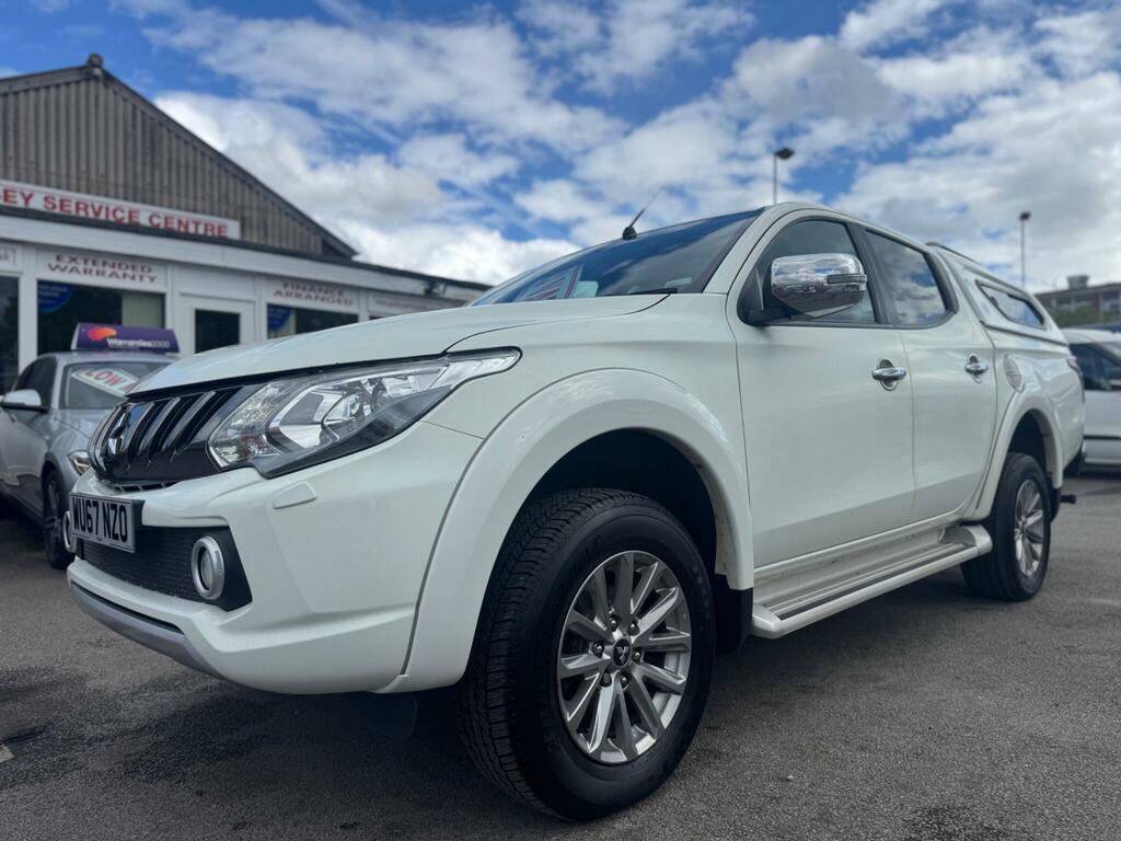 Mitsubishi L200 2.4 Di-d Dc Barbarian 4Wd Euro 6 WU67NZO White #3