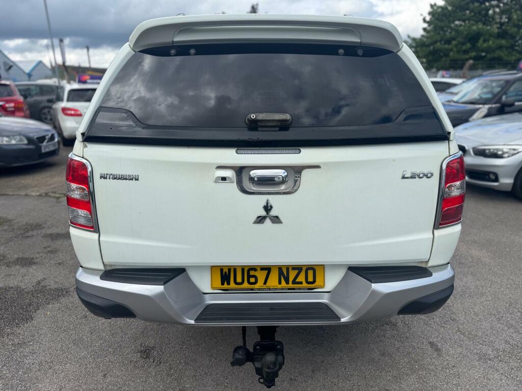 Mitsubishi L200 2.4 Di-d Dc Barbarian 4Wd Euro 6 WU67NZO White #6