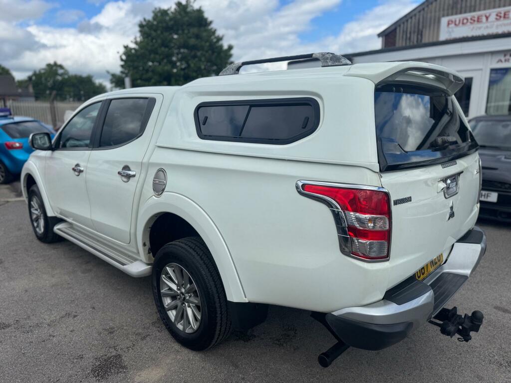 Mitsubishi L200 2.4 Di-d Dc Barbarian 4Wd Euro 6 WU67NZO White #5