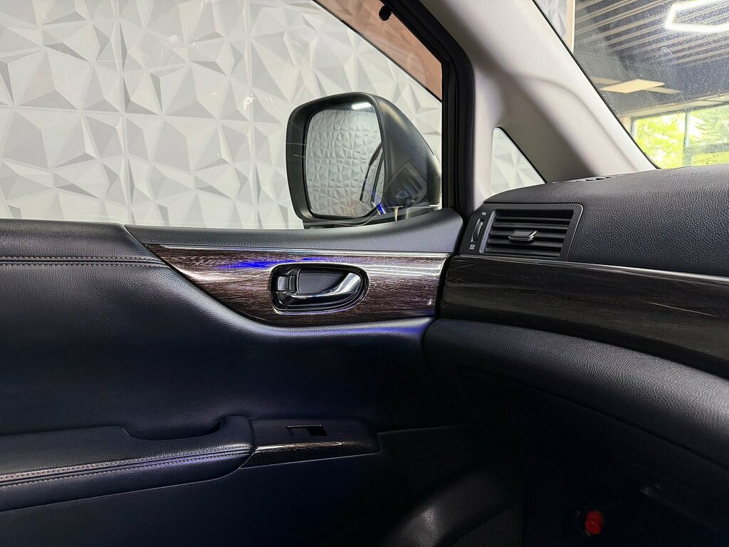 Nissan Elgrand Petrol  #31