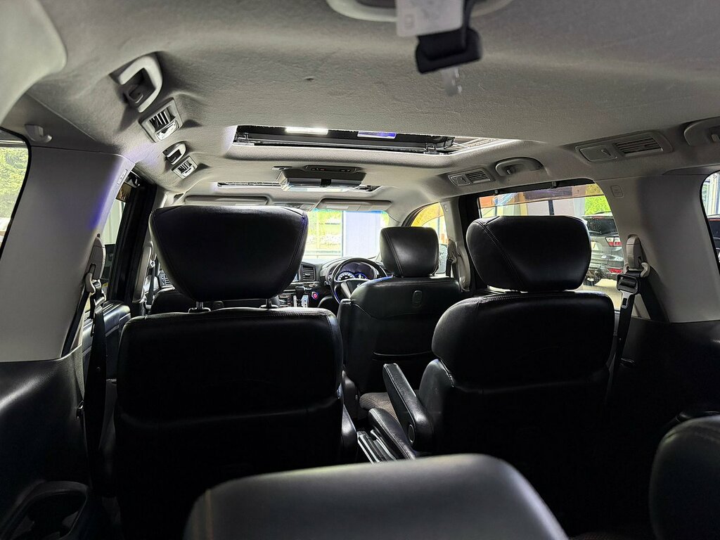 Nissan Elgrand Petrol  #32
