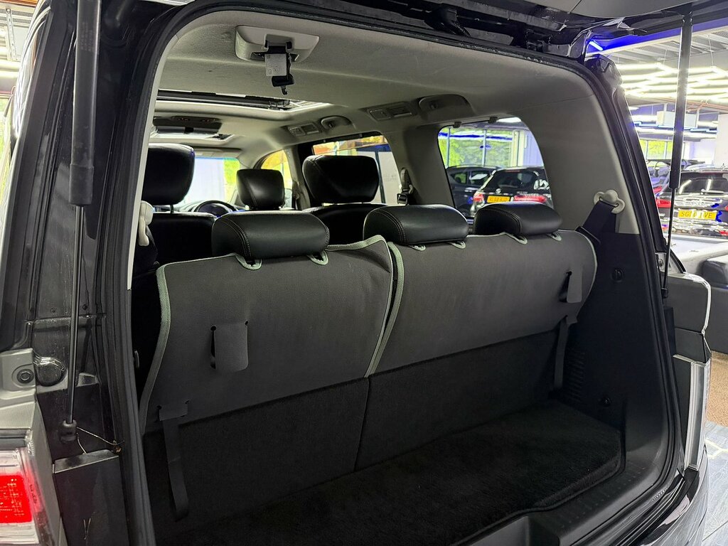 Nissan Elgrand Petrol  #26